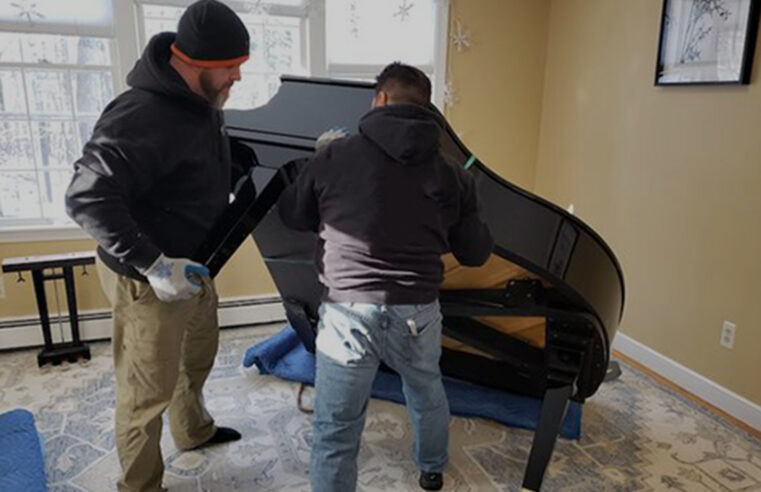 Moving a Piano? Find a Company That Specializes in Piano Transport